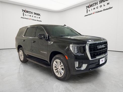 Used 2024 GMC Yukon SLE w/ Gmc Pro Safety Plus Package RWD image 7