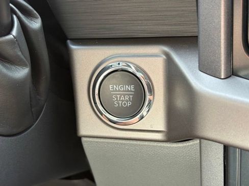 Used 2025 Ford F150 XLT w/ Equipment Group 303A High AWD/4WD image 20