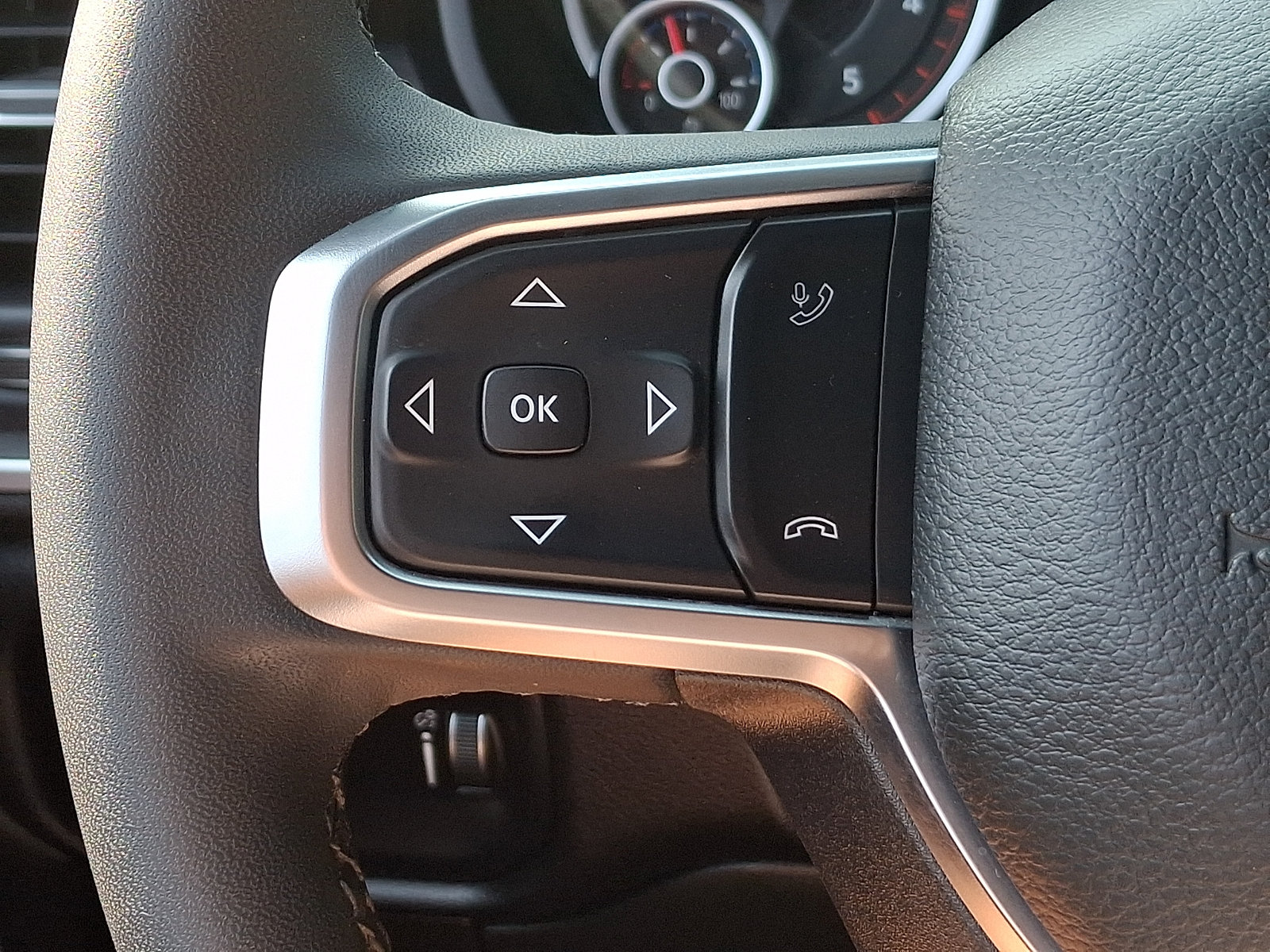 Used 2025 RAM 2500 Big Horn AWD/4WD image 21