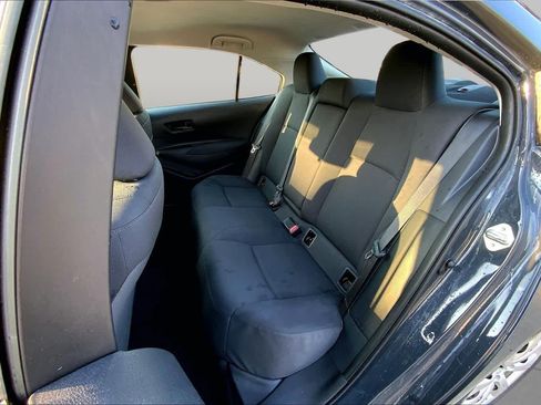 Used 2025 Toyota Corolla LE FWD image 21