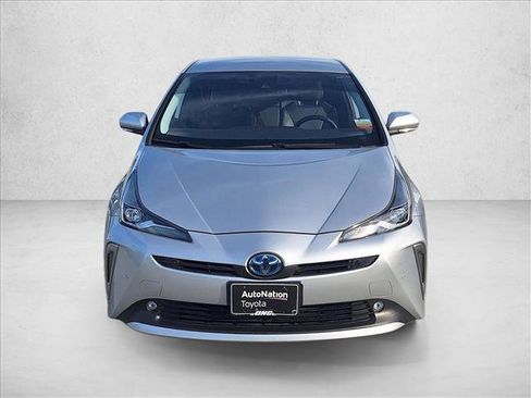 Certified 2022 Toyota Prius XLE image 2
