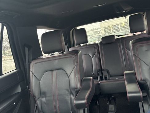 Used 2023 Ford Expedition Limited image 14