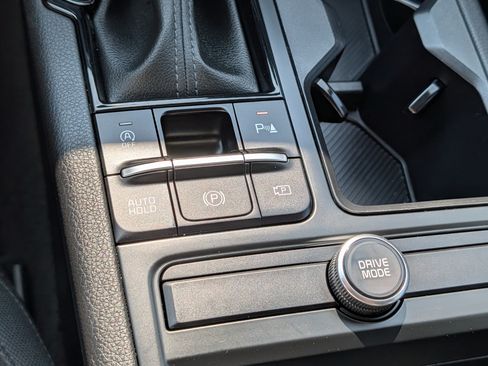 Certified 2025 Kia K5 LXS FWD image 28