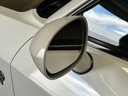 Used 2015 Dodge Challenger SRT Hellcat image 55