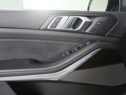 Used 2021 BMW X5 sDrive40i w/ Premium Package image 8