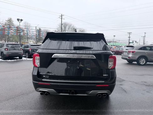 Used 2020 Ford Explorer Platinum w/ Premium Technology Package image 9