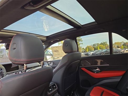 New 2025 Mercedes-Benz GLE 63 AMG S image 32