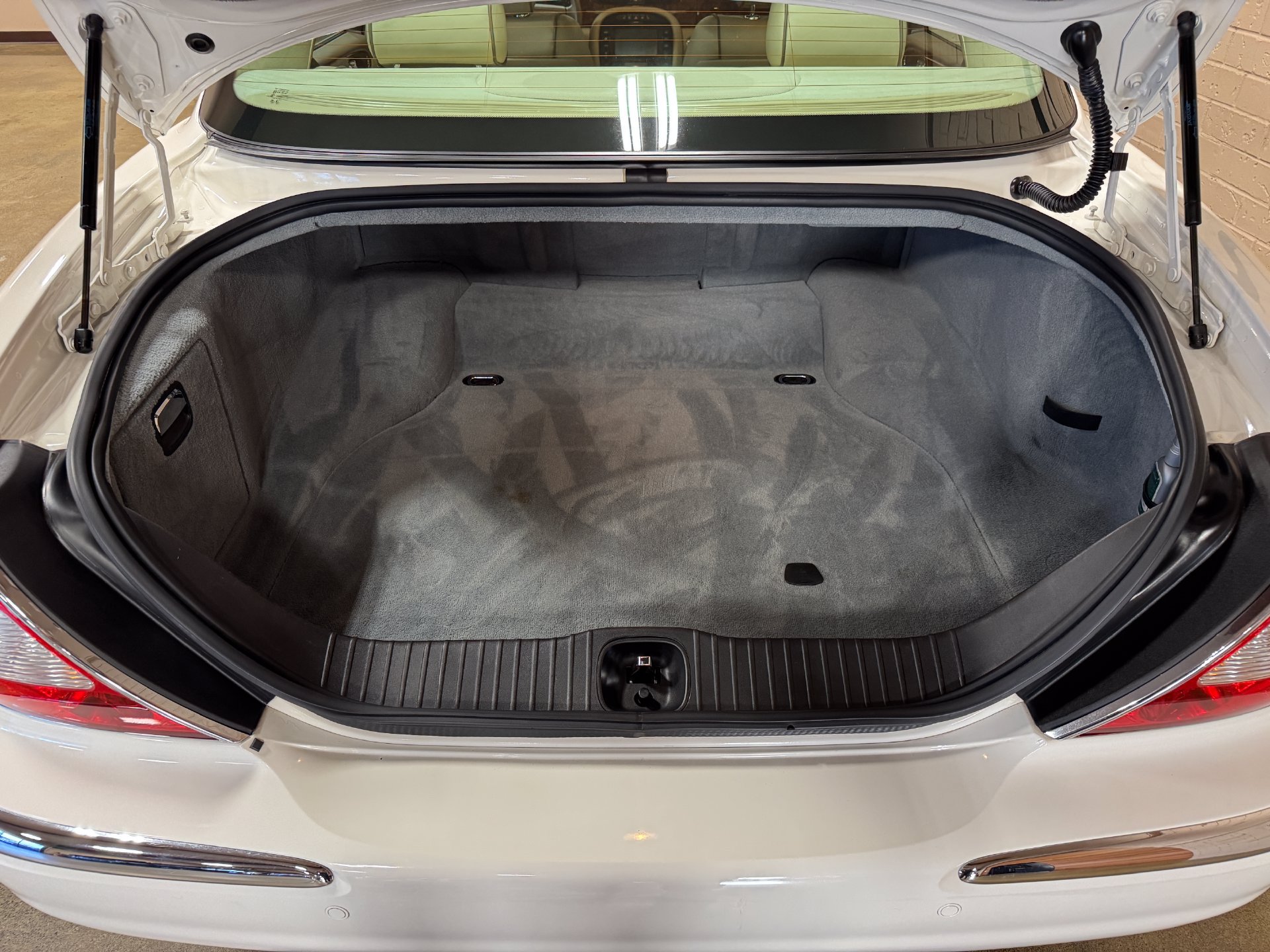 Used 2007 Jaguar XJ8 RWD image 59