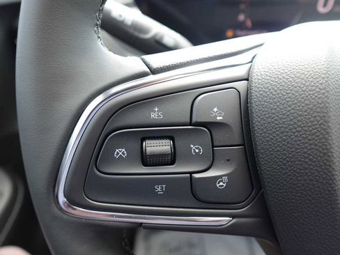 New 2025 Buick Envista Avenir FWD image 16