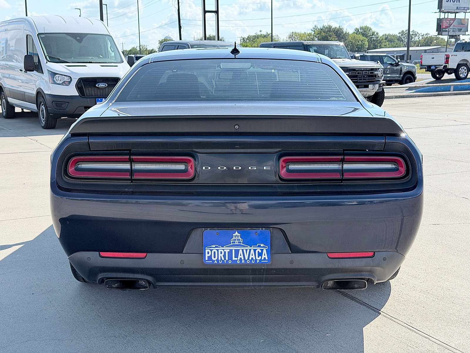 Used 2016 Dodge Challenger SRT Hellcat RWD image 6