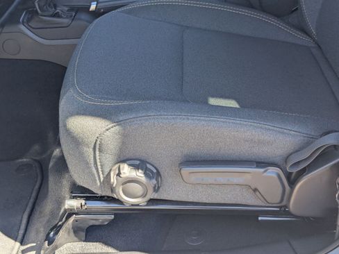 Used 2025 Jeep Wrangler Sahara 4xe image 19