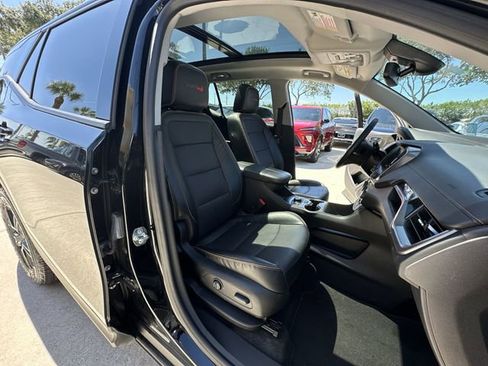 Used 2024 GMC Terrain AT4 w/ Tech Package AWD/4WD image 31