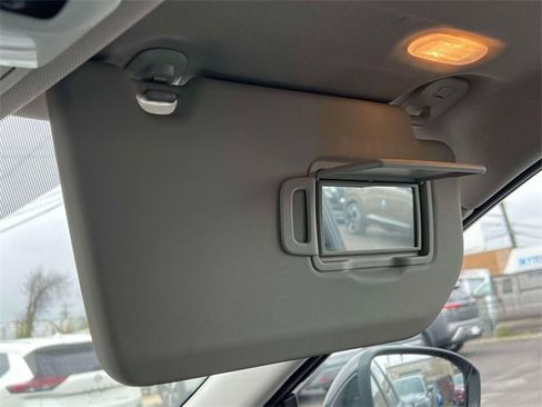 Used 2023 Nissan Rogue SV w/ SV Premium Package image 28