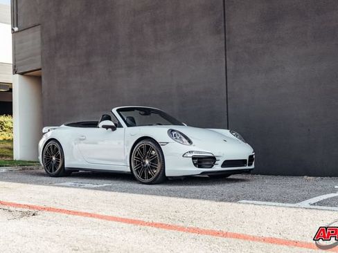 Used 2015 Porsche 911 Carrera 4S AWD/4WD image 52