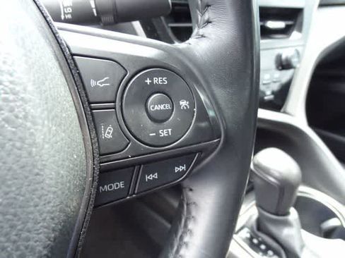 Used 2024 Toyota Camry XSE FWD image 15