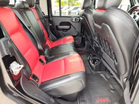 Used 2021 Jeep Gladiator Rubicon w/ Uconnect 4C Nav & Sound Group AWD/4WD image 17