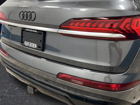 Used 2021 Audi SQ7 Premium Plus w/ Executive Package AWD/4WD image 42