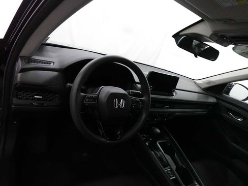 Certified 2023 Honda Accord EX image 15