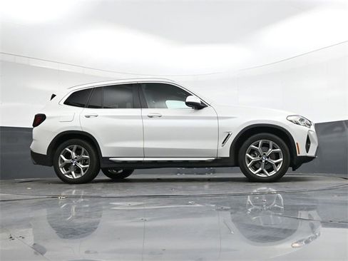 Used 2024 BMW X3 xDrive30i image 25