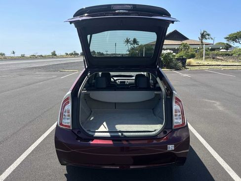 Used 2013 Toyota Prius Persona Series FWD image 19