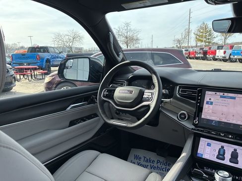 New 2026 Jeep Grand Wagoneer Summit AWD/4WD image 57