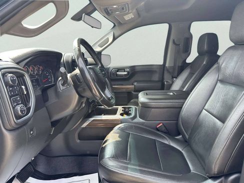 Used 2021 Chevrolet Silverado 1500 LT Trail Boss w/ Convenience Package II AWD/4WD image 9
