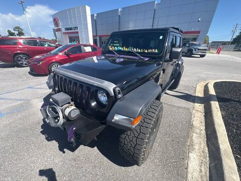 Used 2020 Jeep Wrangler Unlimited Sport AWD/4WD image 14