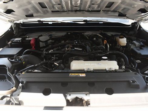Certified 2024 Toyota Tacoma TRD Off-Road AWD/4WD image 29
