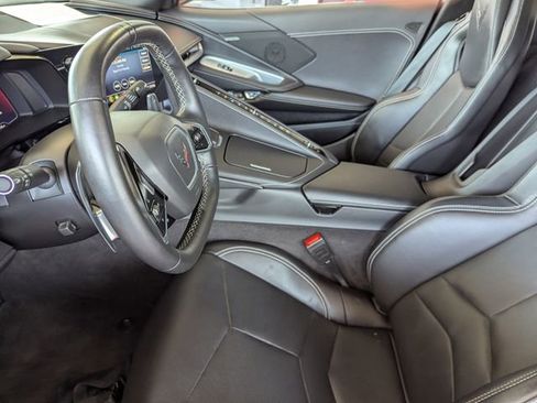 Used 2022 Chevrolet Corvette Stingray Coupe w/ 1LT RWD image 19