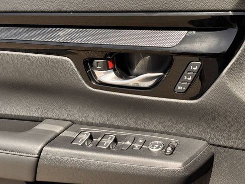 Used 2023 Honda CR-V EX-L image 19