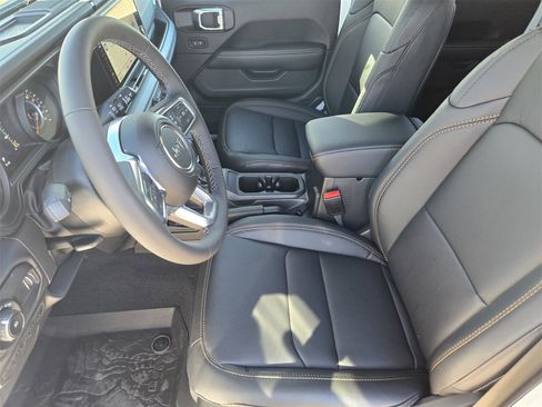 New 2026 Jeep Wrangler Unlimited Sahara image 12