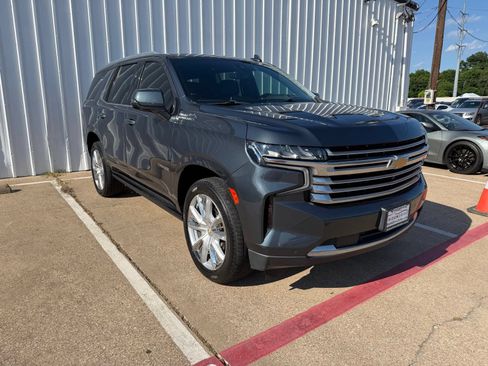Used 2021 Chevrolet Tahoe High Country w/ Premium Package RWD image 5