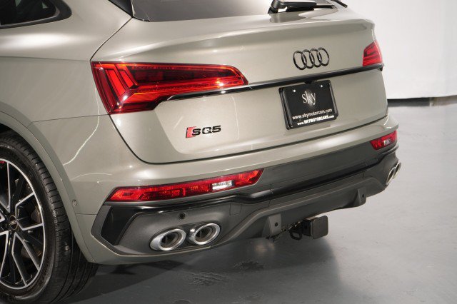 Used 2023 Audi SQ5 Prestige w/ Prestige Package AWD/4WD image 15