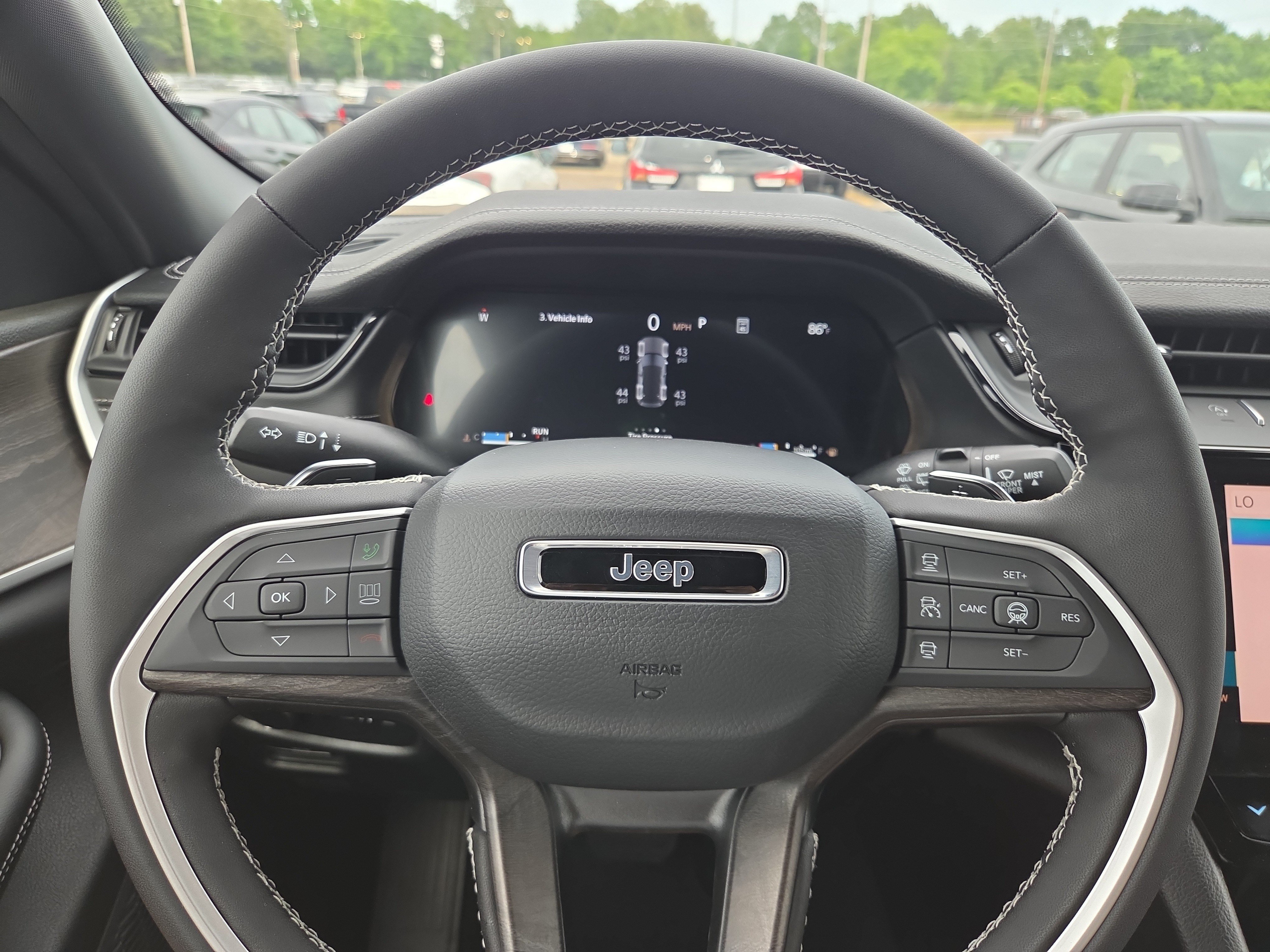 New 2026 Jeep Grand Cherokee Altitude AWD/4WD image 9