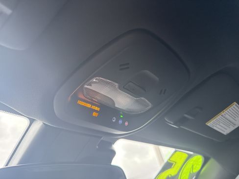 Used 2025 Buick Envista Sport Touring w/ Convenience I Package image 31