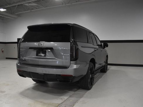 Used 2026 Cadillac Escalade Sport w/ Touring Package AWD/4WD image 5