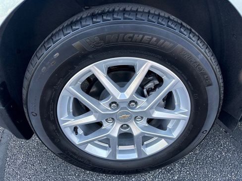 Used 2024 Chevrolet Equinox LT FWD image 10