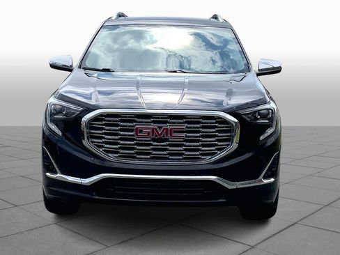 Used 2018 GMC Terrain Denali w/ Advanced Safety Package image 4