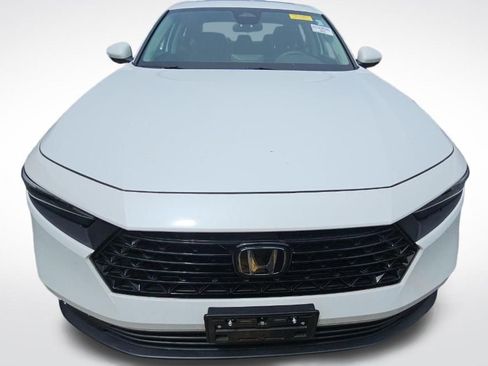 Used 2024 Honda Accord EX image 2