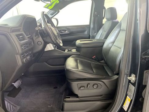 Used 2021 Chevrolet Tahoe Z71 w/ Z71 Signature Package AWD/4WD image 24