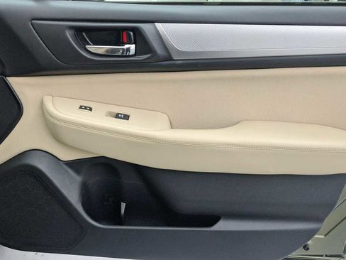 Used 2019 Subaru Outback 2.5i Premium AWD/4WD image 24