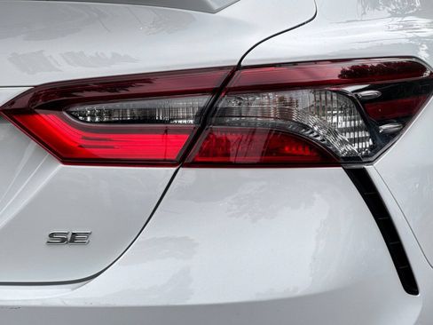 Used 2023 Toyota Camry SE FWD image 28