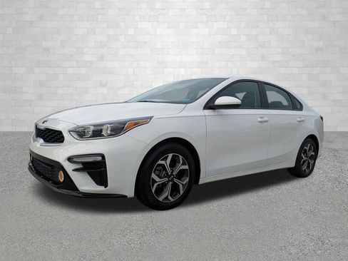 Used 2021 Kia Forte LXS image 5