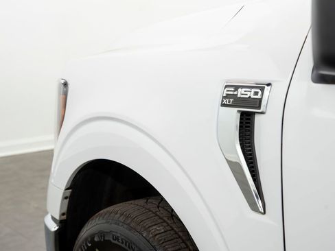 Used 2023 Ford F150 XLT image 6