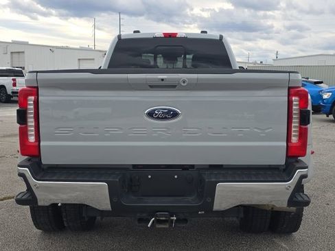 Used 2025 Ford F450 Lariat w/ Lariat Ultimate Package image 4
