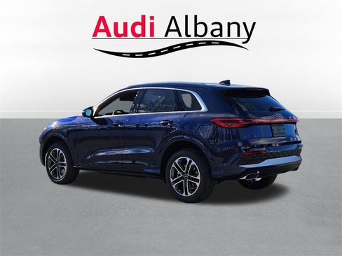 New 2025 Audi Q5 Premium Plus image 5
