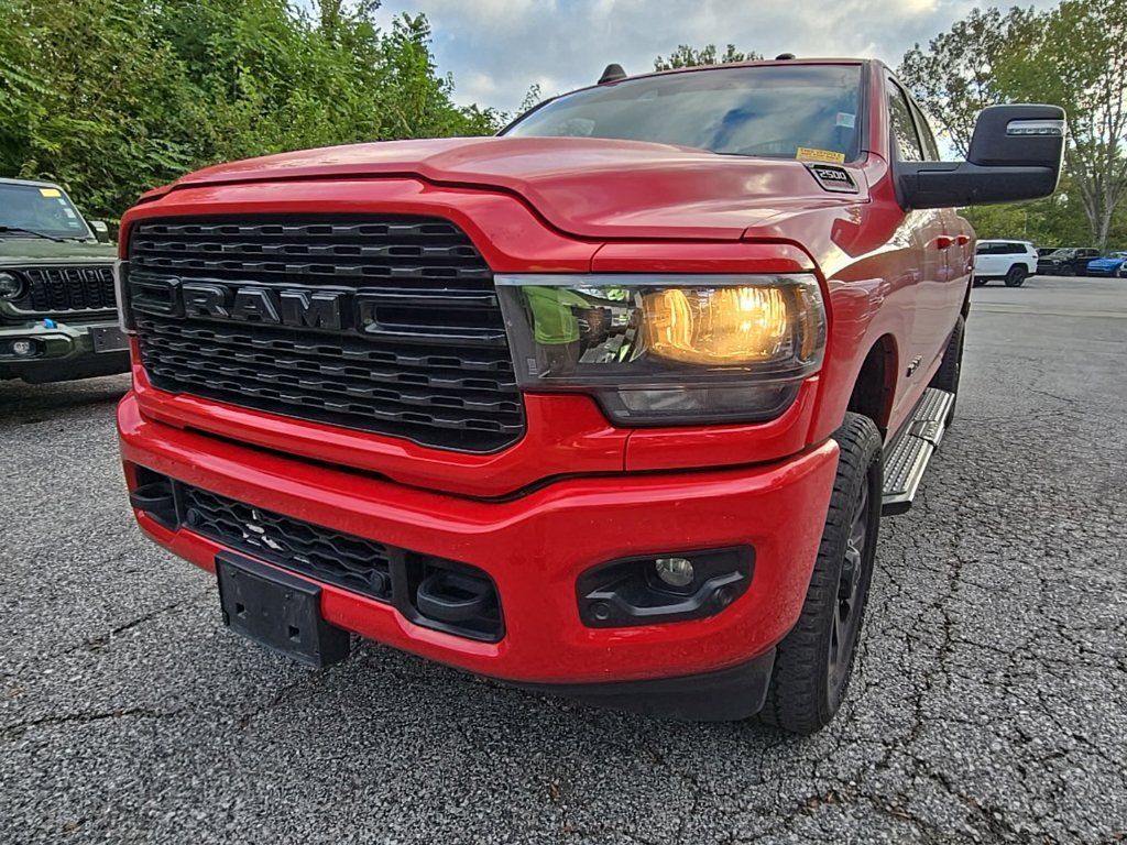 Used 2024 RAM 2500 Big Horn w/ Night Edition AWD/4WD image 14