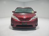 Used 2017 Toyota Sienna LE image 2