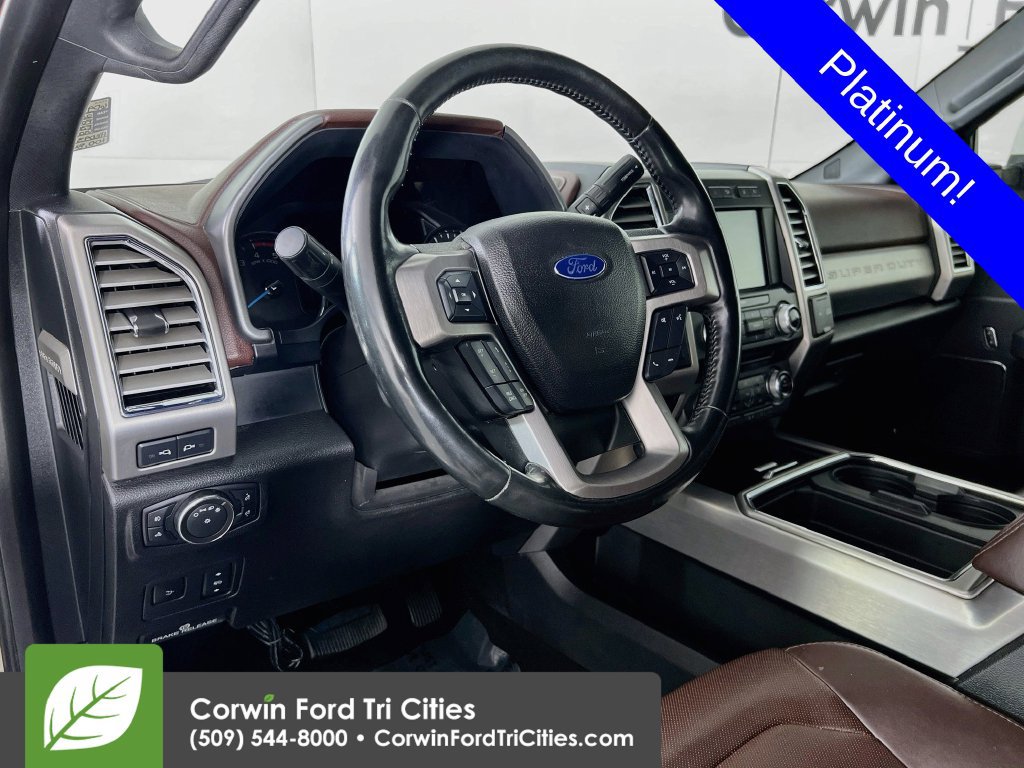 Used 2017 Ford F350 Platinum w/ Platinum Ultimate Package AWD/4WD image 2