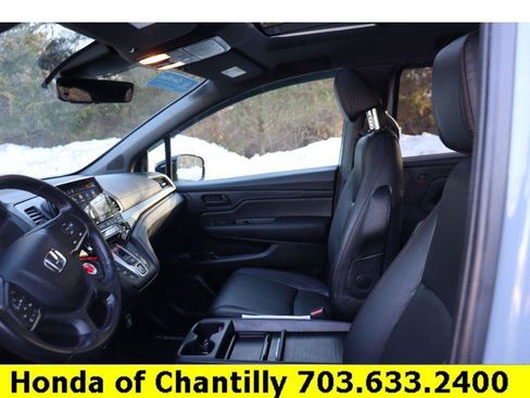 Used 2023 Honda Odyssey Sport image 25